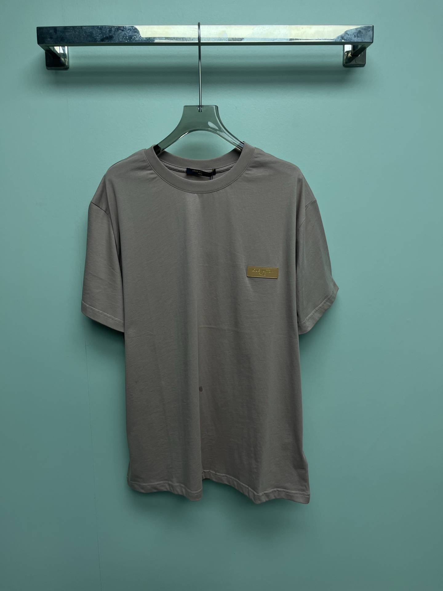 Women's short sleeves